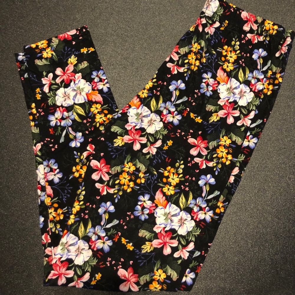 Agnes & Dora Petite Floral Print Leggings SM